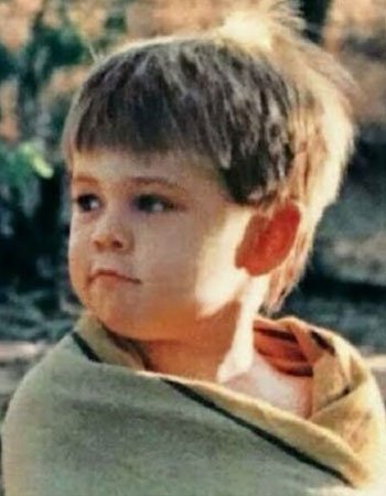 Chris Hemsworth Childhood Pics