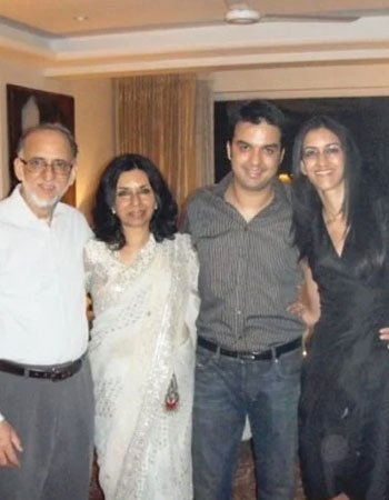 Gautam Kitchlu Family Pic