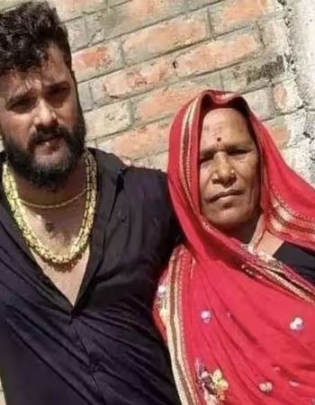 Name Not Known Khesari Lal Yadav Mother