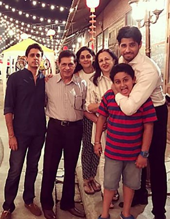 Sidharth Malhotra Family Pics