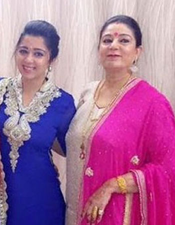 Charmy Kaur Mother pic