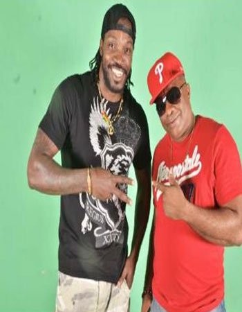 Chris Gayle Brother Pic