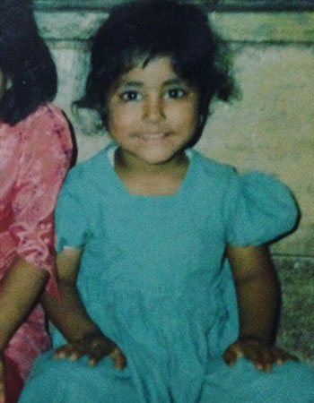 Hina Khan Childhood Pics