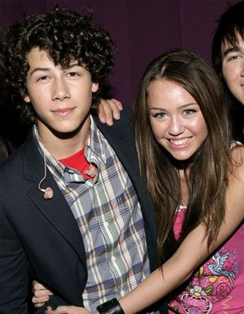 Miley Cyrus Nick Jonas Girlfriend