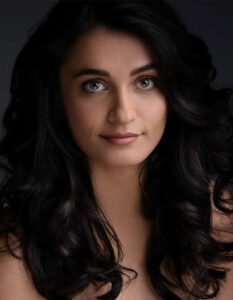 Tara Sutaria Age, Boyfriend, Family, Biography & More