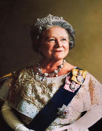 Queen Elizabeth II Mother Pic