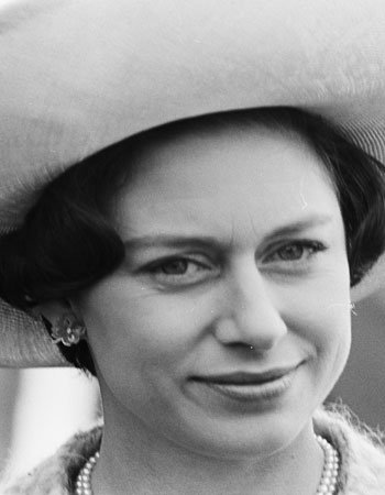 Queen Elizabeth II Sister Pic