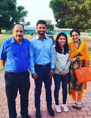 Rahul Tripathi Family Pic