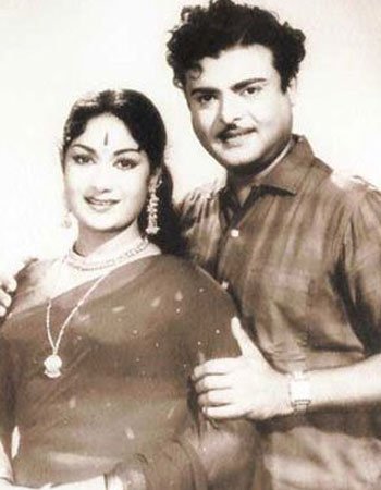 Rekha Parents Pic