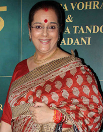 Poonam Sinha Sonakshi Sinha Mother