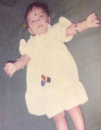 Tejaswini Gowda Childhood Pic