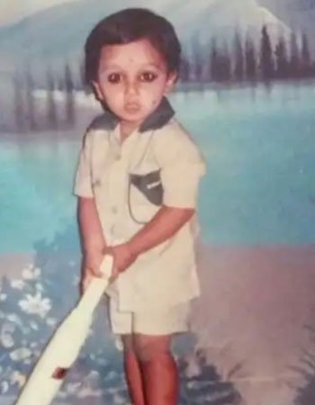 Kedar Jadhav Childhood Pics