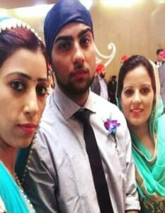 Karan Aujla Age, Girlfriend, Wife, Family, Biography & More