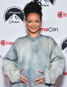 Rihanna Height, Weight, Age, Husband, Family, Biography