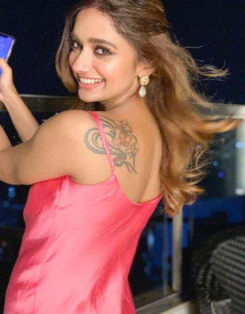 Jiya Shankar Tattoo On Back Her Left Shoulder