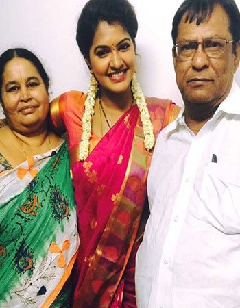 Rachitha Mahalakshmi Parents Pics