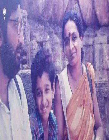 Parambrata Chatterjee Parents Pic