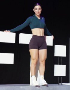 Diana Conforti Age, Height, Wiki, Net Worth, Boyfriend & Bio