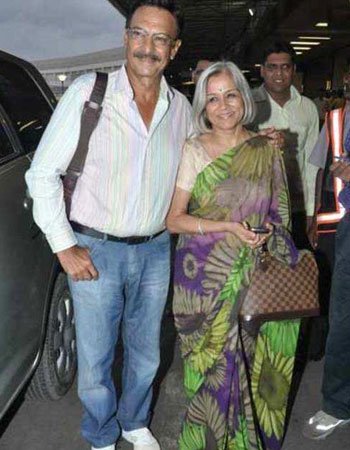 Akshay Oberoi Uncle Suresh Oberoi and Aunty
