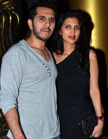 Akshay Oberoi with his Wife Jyothi Vynatheya