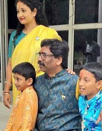 Hemant Soren with his wife and Sons