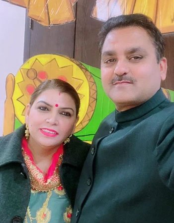 Nikhil Chaudhary Parents Picture