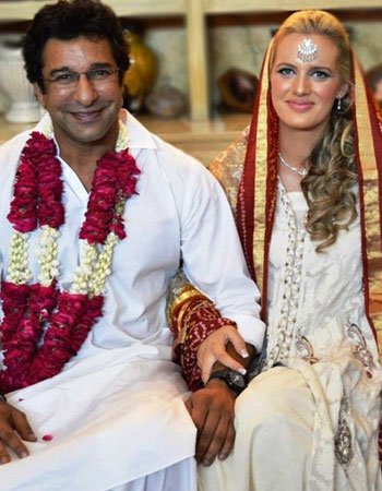 Shaniera Thompson with her Husband Wasim Akram