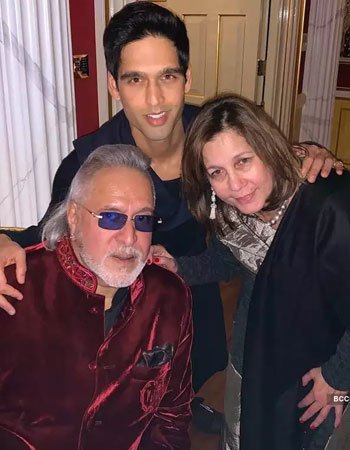 Siddharth Mallya with his Parents