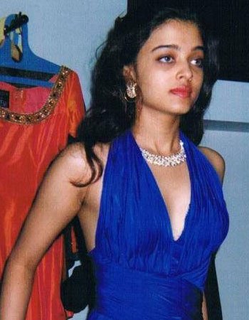Sneha Ullal Younage Picture