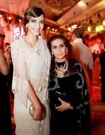 Sonam Kapoor with her Mother Sunita Kapoor