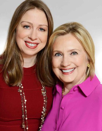 Hillary Clinton with her Daughter Chelsea Clinton