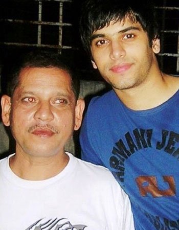 Kartik Bishnoi with his Father