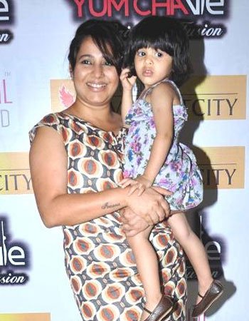 Ritu Seth with her Daughter Ivaana