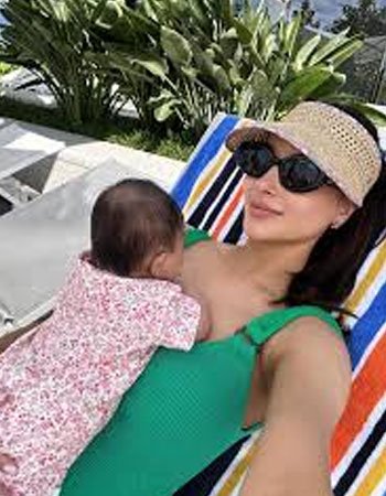 Anzhelika Tahir with her Baby