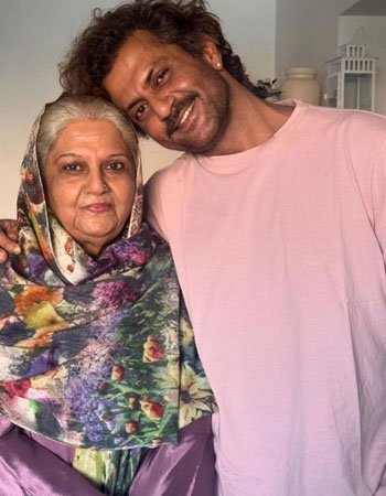 Aamir Dalvi with his Mother Taj Dalvi