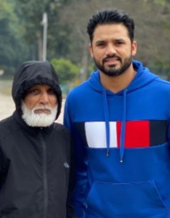 Azhar Ali with his Father Muhammad Rafiq 