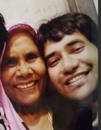 Dinesh Lal Yadav Mother and Brother Picture