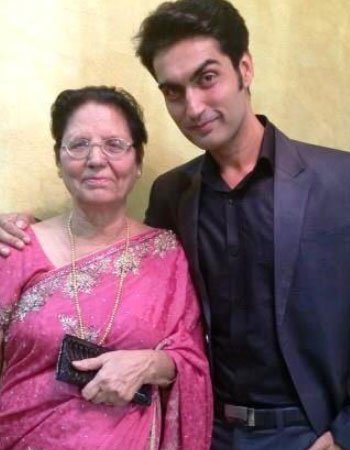 Kunal Bakshi with his Mother Lokesh Bakshi