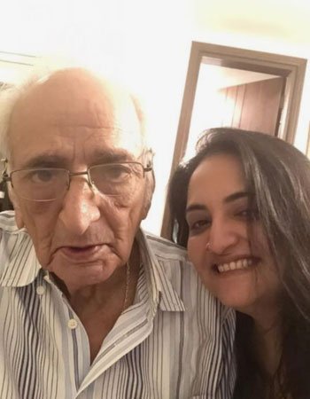 Sonal Kalra with her Father