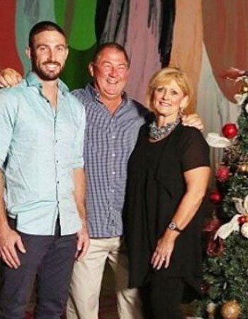 Mitchell Marsh with his Parents